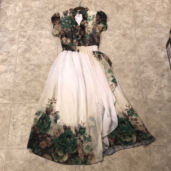 Vintage Dresses & Skirts - Vintage Ruffled Fit & Flare Dress w Ruched Sleeves